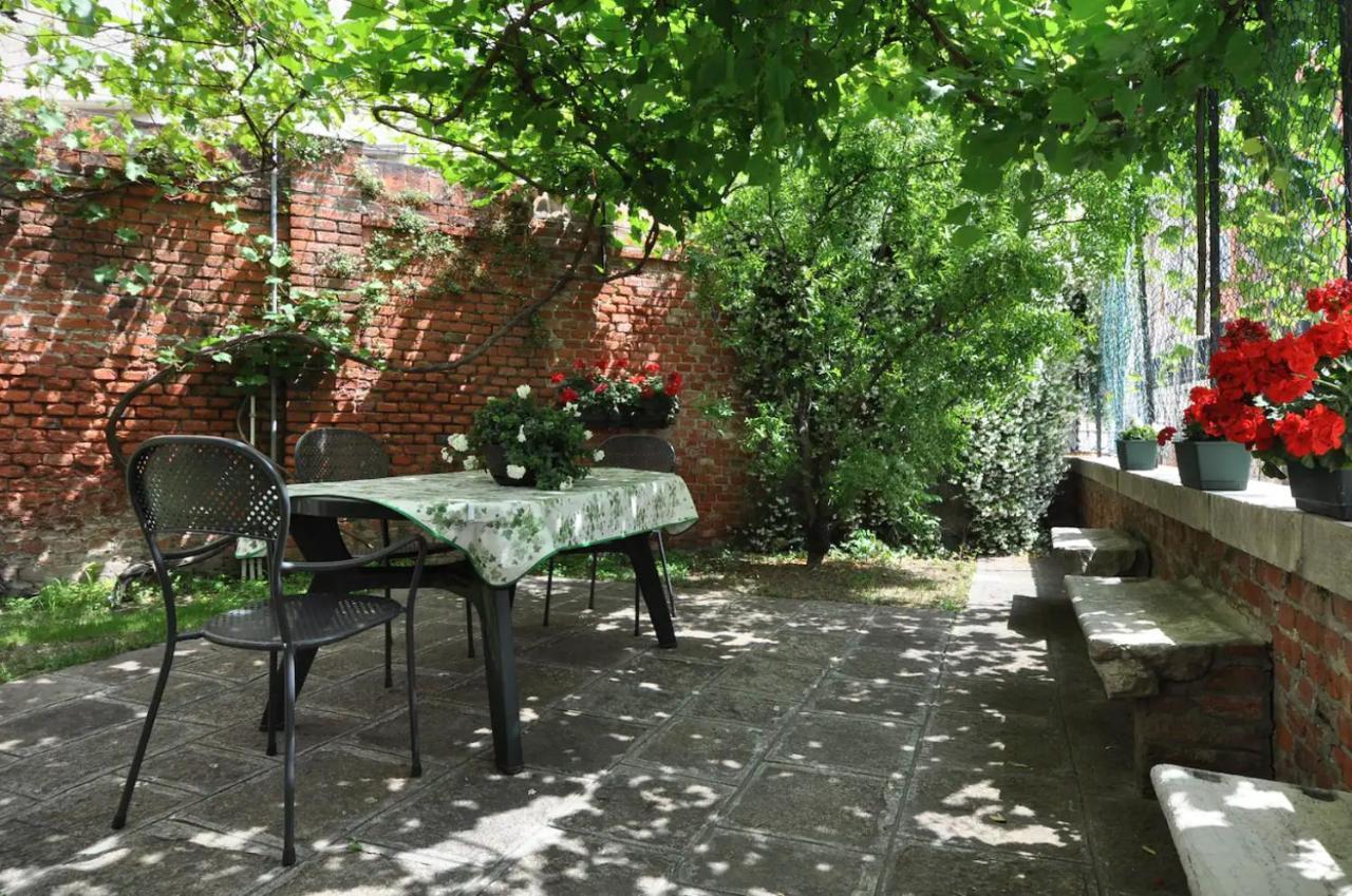 Garden In Biennale * Venecia